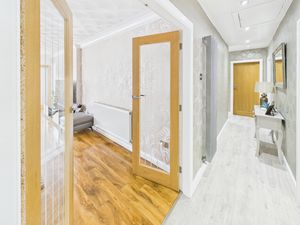 Photo 27- click for photo gallery